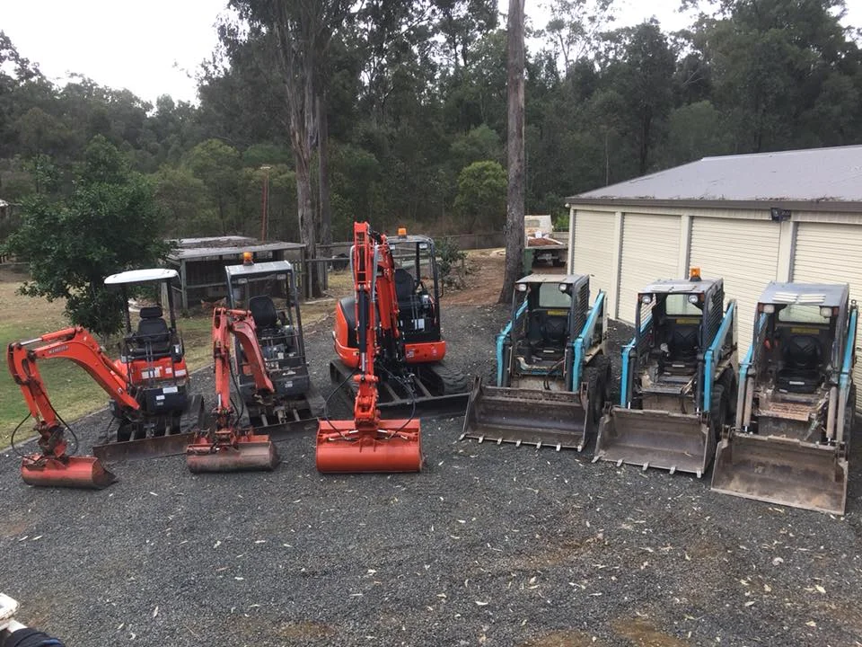 Fassifern earthmoving machinery preparing a site